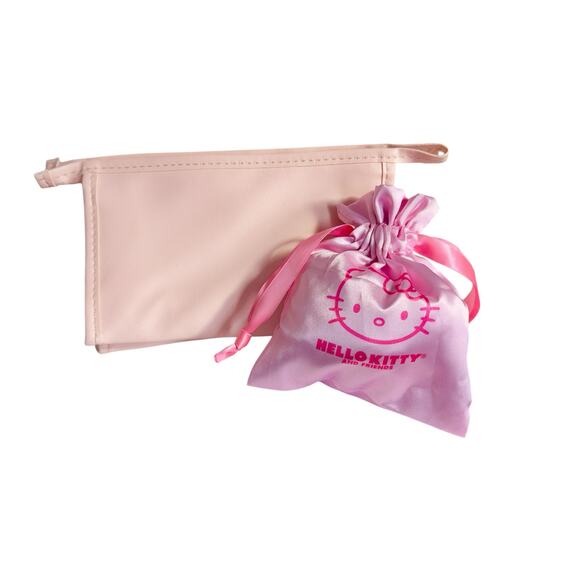 Set of Hello Kitty Bags - Picture 2 of 4